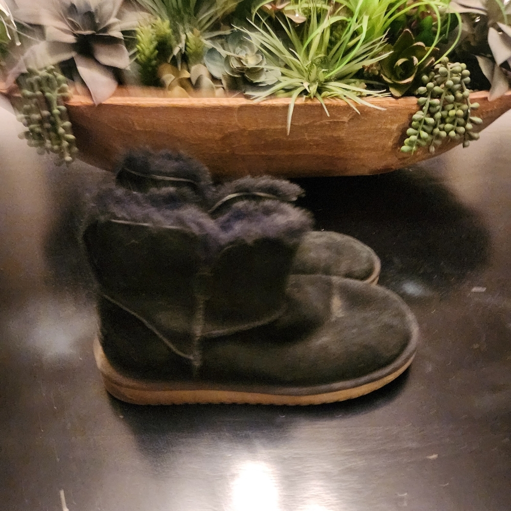 Koolaburra Black Winter Boots Womens Size 6
